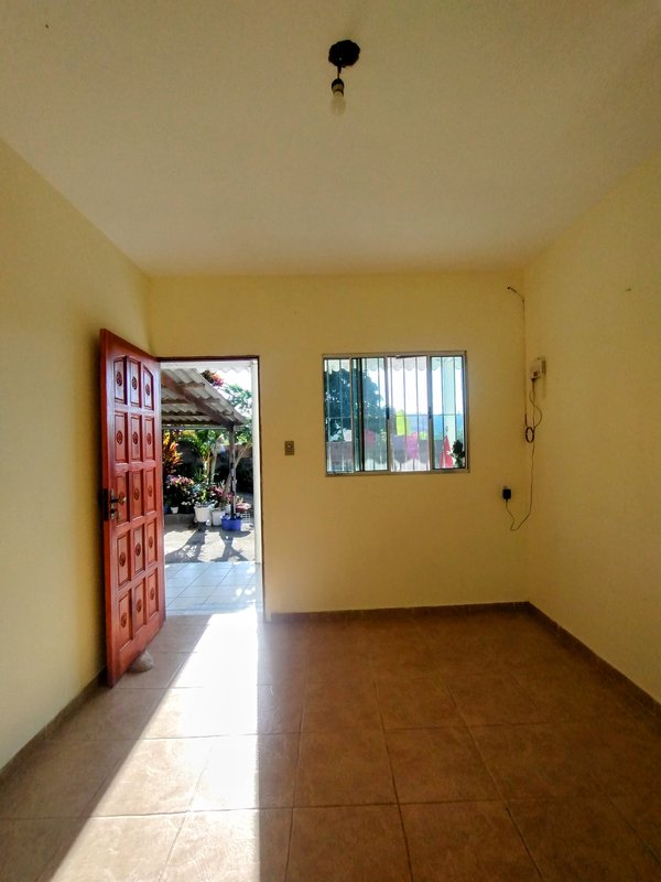 Casa-sobrado à venda no Parque Alpina - Igaratá - 