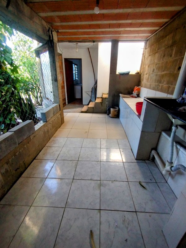 Casa-sobrado à venda no Parque Alpina - Igaratá - 