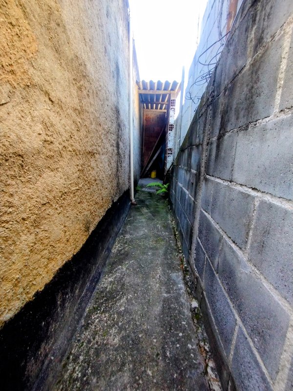 Casa-sobrado à venda no Parque Alpina - Igaratá - 