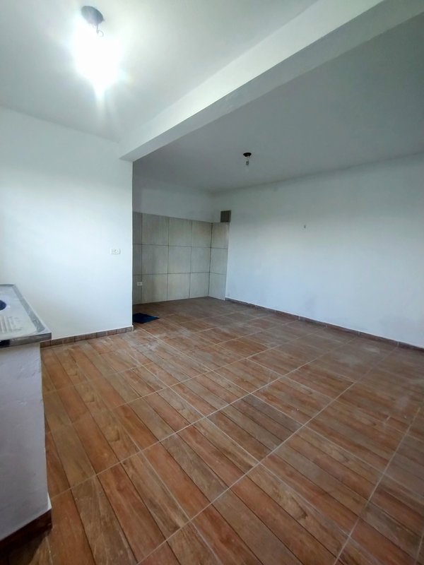 Casa-sobrado à venda no Parque Alpina - Igaratá - 