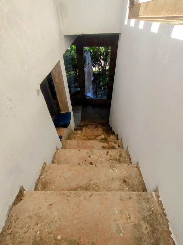 Casa-sobrado à venda no Parque Alpina - Igaratá - 