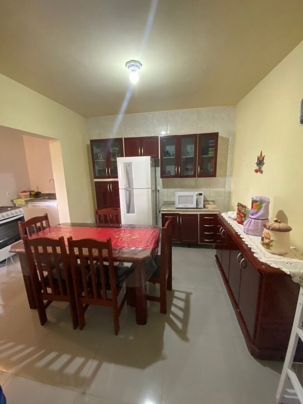 Casa 3 dormitórios- Vila Brasileira - Mogi das Cruzes - 