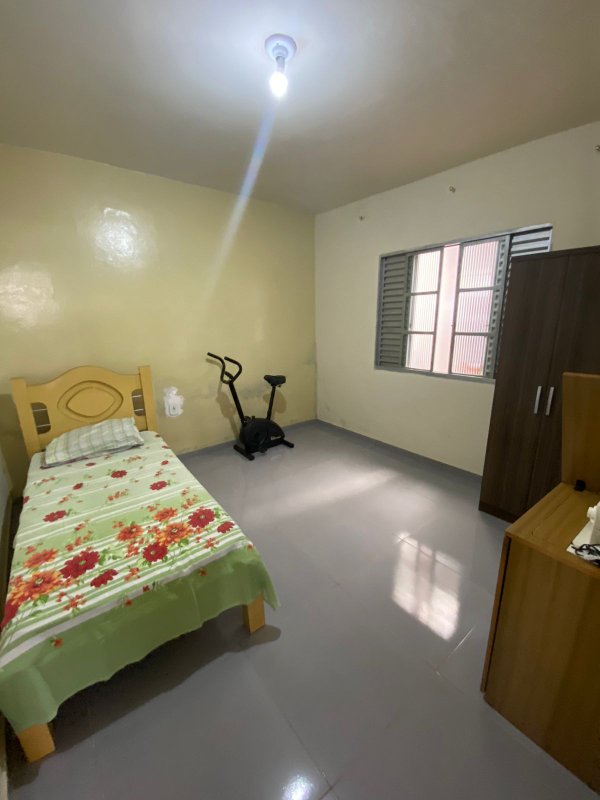Casa 3 dormitórios- Vila Brasileira - Mogi das Cruzes - 