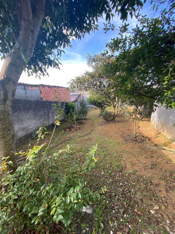 Casa 3 dormitórios- Vila Brasileira - Mogi das Cruzes - 