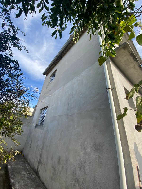 Casa 3 dormitórios- Vila Brasileira - Mogi das Cruzes - 