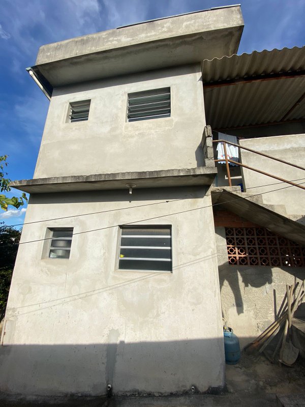 Casa 3 dormitórios- Vila Brasileira - Mogi das Cruzes - 
