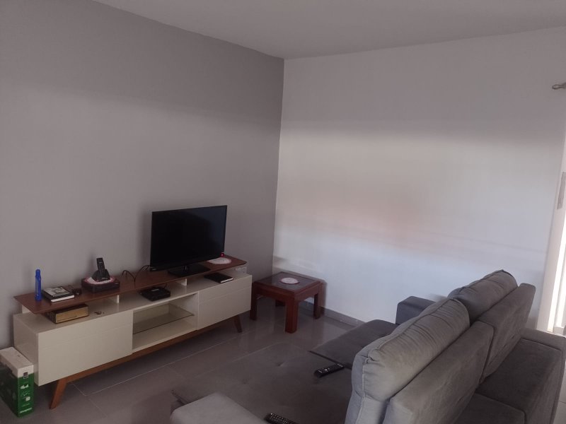 Casa 3 dormitórios- Vila Brasileira - Mogi das Cruzes - 