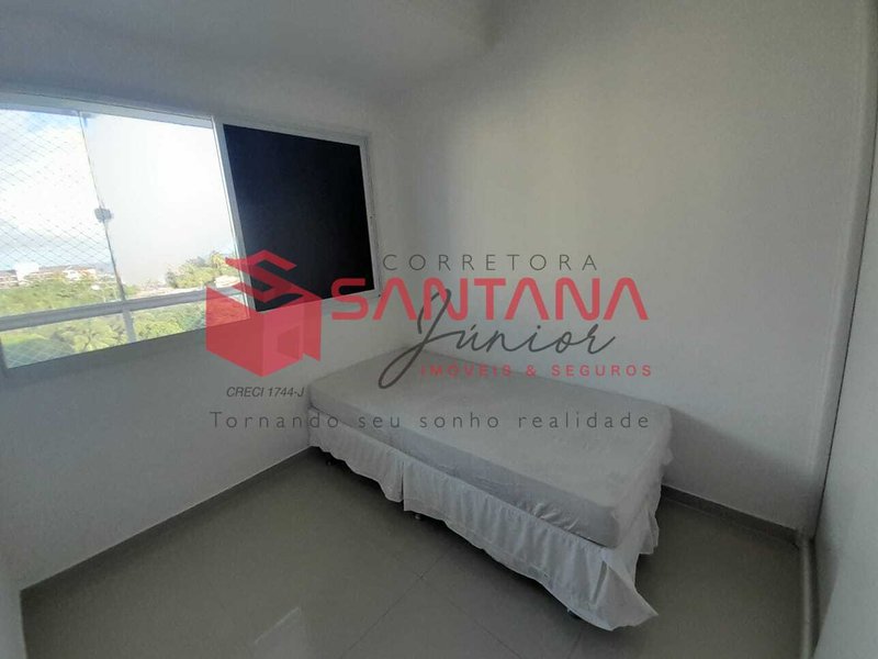 Apartamento mobiliado com suíte, para locação em Buraquinho.  (INDISPONÍVEL) Rua Carlos Conceição Lauro de Freitas - 