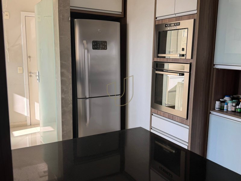 Apartamento com 3 Dormitórios no Esplanada Resort - São José dos Campos - 