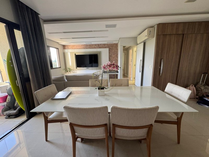 Apartamento com 3 Dormitórios no Esplanada Resort - São José dos Campos - 