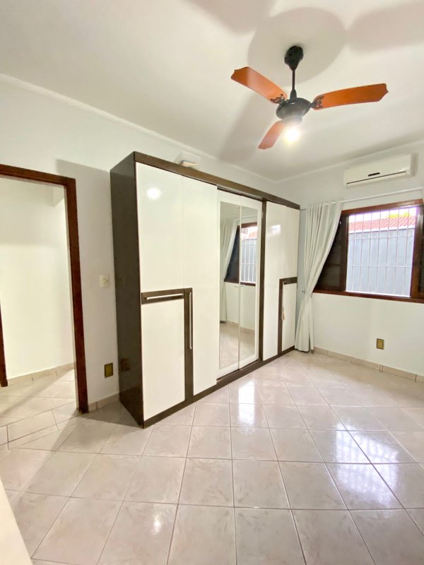Lindo imóvel localizado no bairro de maior valorização da cidade - Caraguatatuba - 