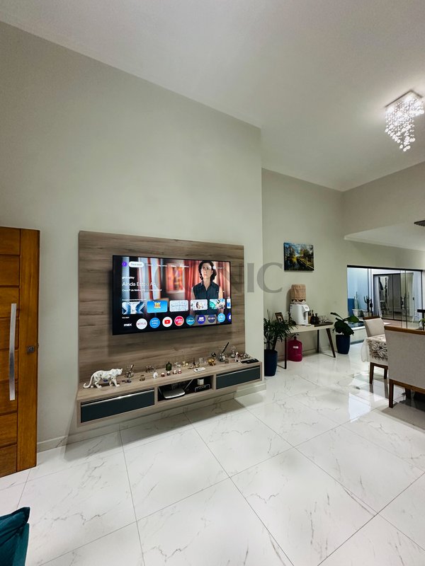 Casa Térrea em Condomínio de Cerquilho com 4 quartos, área gourmet e piscina - Cerquilho - 