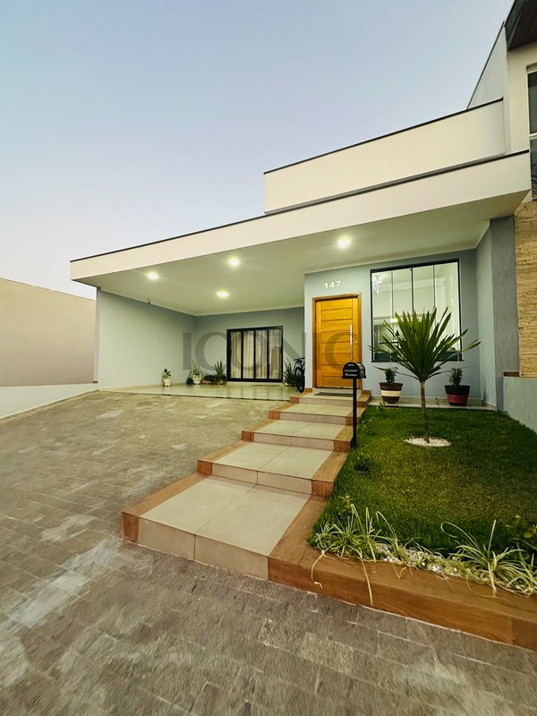 Casa Térrea em Condomínio de Cerquilho com 4 quartos, área gourmet e piscina - Cerquilho - 