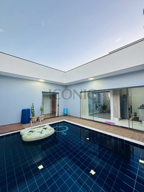 Casa Térrea em Condomínio de Cerquilho com 4 quartos, área gourmet e piscina - Cerquilho - 