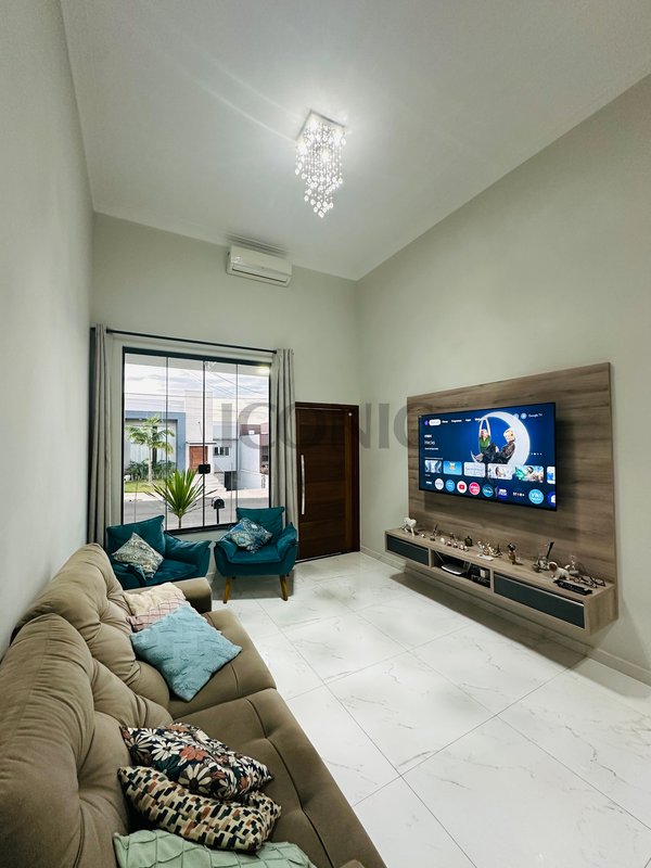 Casa Térrea em Condomínio de Cerquilho com 4 quartos, área gourmet e piscina - Cerquilho - 