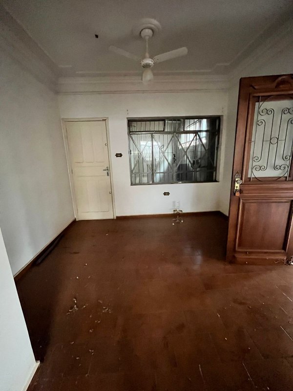 Casa com Suíte no Centro Avenida Batista Botelho SANTA CRUZ DO RIO PARDO - 