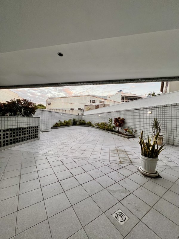 Cobertura duplex magnífica no Jardim Oceânico - Rio de Janeiro - 