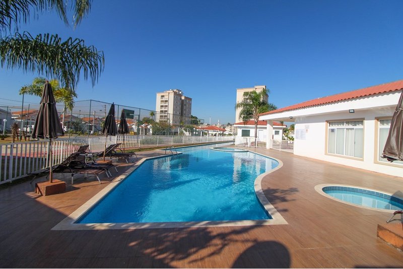 Casa À Venda, 112m - 3 Dorm. 1 Suíte - R$ 779.000 - Cond. Villagio Di Lucca - Sorocaba SP Rua Professor Antônio Rodrigues Claro Sobrinho Sorocaba - 