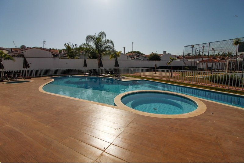 Casa À Venda, 112m - 3 Dorm. 1 Suíte - R$ 779.000 - Cond. Villagio Di Lucca - Sorocaba SP Rua Professor Antônio Rodrigues Claro Sobrinho Sorocaba - 