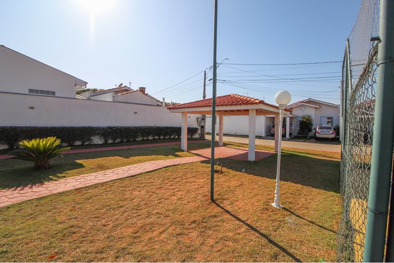 Casa À Venda, 112m - 3 Dorm. 1 Suíte - R$ 779.000 - Cond. Villagio Di Lucca - Sorocaba SP Rua Professor Antônio Rodrigues Claro Sobrinho Sorocaba - 