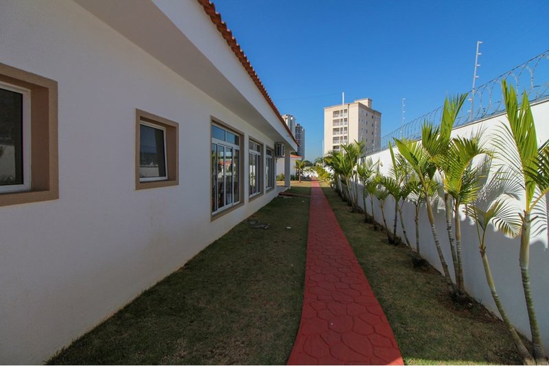 Casa À Venda, 112m - 3 Dorm. 1 Suíte - R$ 779.000 - Cond. Villagio Di Lucca - Sorocaba SP Rua Professor Antônio Rodrigues Claro Sobrinho Sorocaba - 