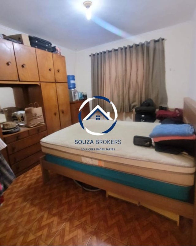 Ótima casa de 198m² na Vila Scarpelli em Santo André - Santo André - 