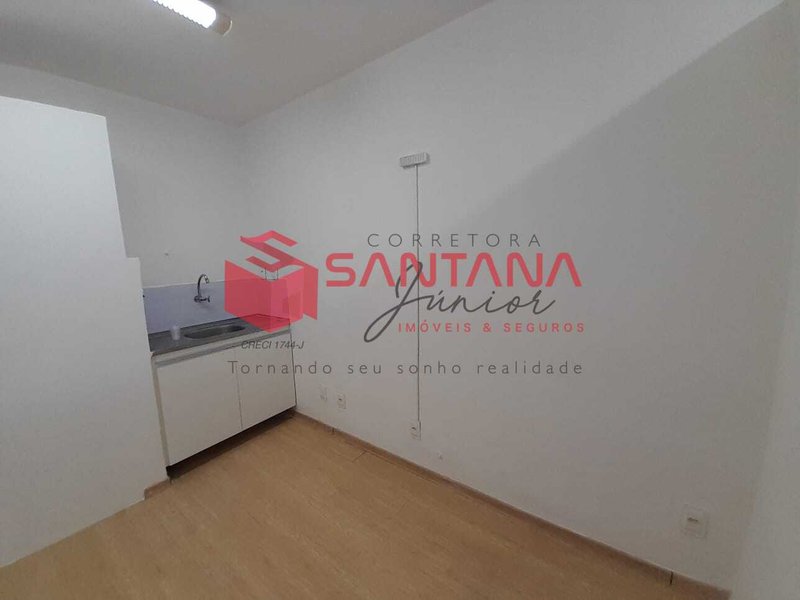 Sala comercial para locação no Mediterrâneo Rua Itagi Lauro de Freitas - 