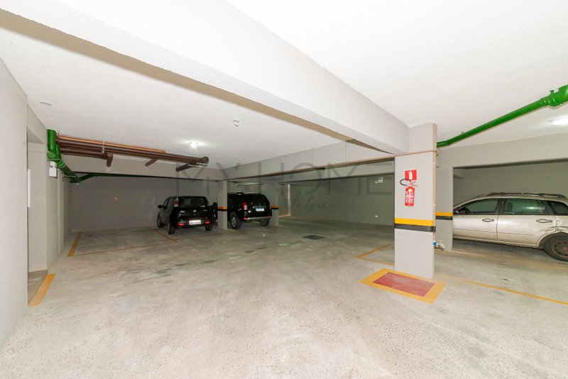 APARTAMENTO À VENDA NO ÁGUA VERDE - 1 QUARTO - SACADA E CHURRASQUEIRA Avenida Presidente Getúlio Vargas Curitiba - 