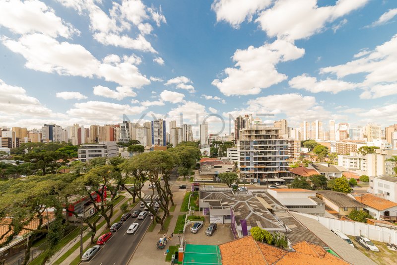 APARTAMENTO À VENDA NO ÁGUA VERDE - 1 QUARTO - SACADA E CHURRASQUEIRA Avenida Presidente Getúlio Vargas Curitiba - 