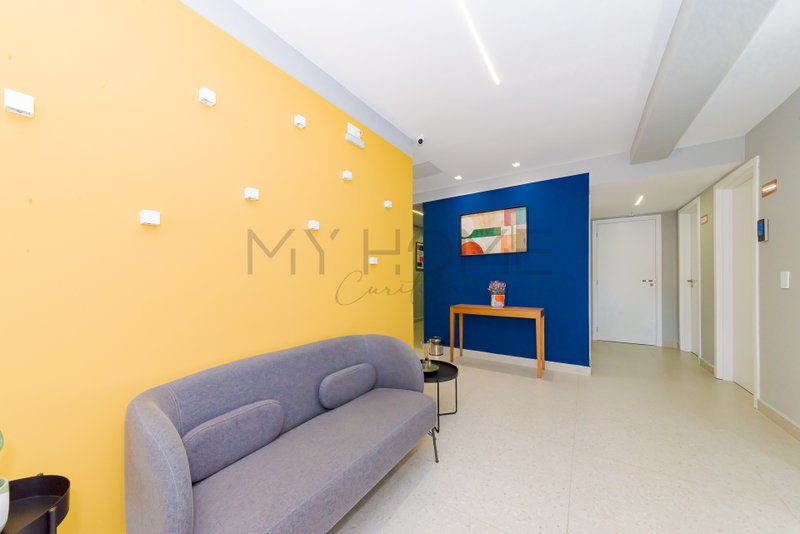 APARTAMENTO À VENDA NO ÁGUA VERDE - 1 QUARTO - SACADA E CHURRASQUEIRA Avenida Presidente Getúlio Vargas Curitiba - 