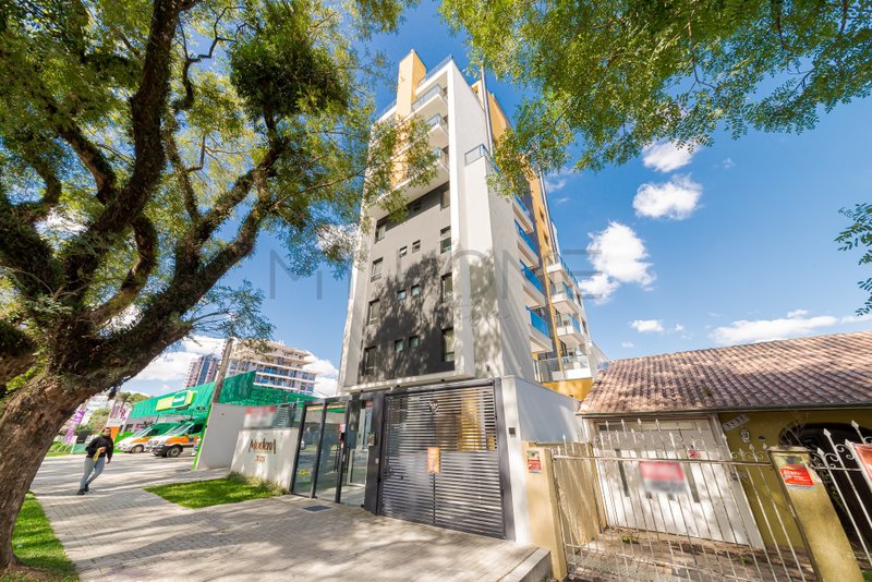 APARTAMENTO À VENDA NO ÁGUA VERDE - 1 QUARTO - SACADA E CHURRASQUEIRA Avenida Presidente Getúlio Vargas Curitiba - 