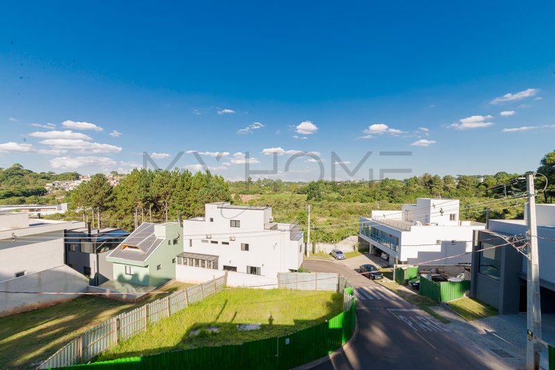 CASA À VENDA NO SANTA CÂNDIDA - PRONTA PRA MORAR - 3 QUARTOS - 3 VAGAS Rua Irma Schreiner Maran Curitiba - 