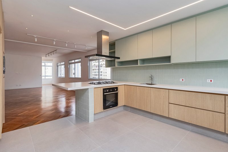 Apartamento em Higienópolis com 230m² 3 dorm 1 suíte 2 vagas Rua Maranhão São Paulo - 