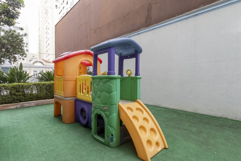 Apartamento em Higienópolis com 230m² 3 dorm 1 suíte 2 vagas Rua Maranhão São Paulo - 