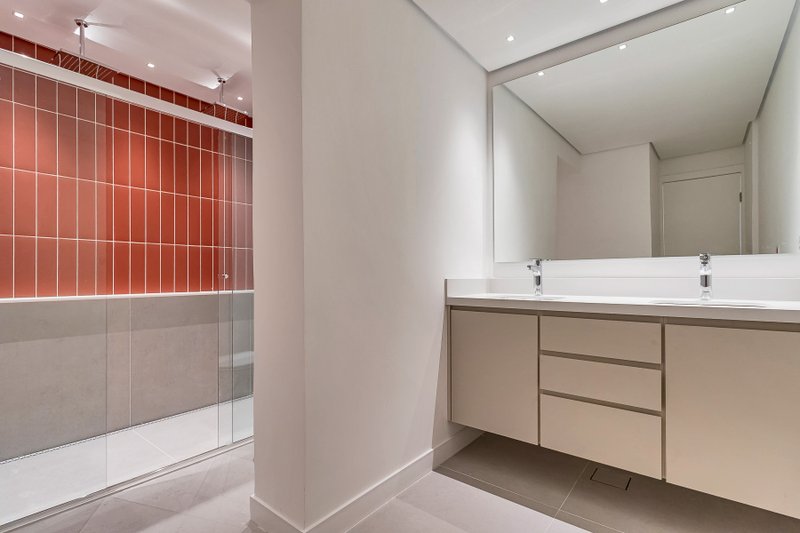 Apartamento em Higienópolis com 230m² 3 dorm 1 suíte 2 vagas Rua Maranhão São Paulo - 