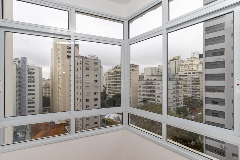 Apartamento em Higienópolis com 230m² 3 dorm 1 suíte 2 vagas Rua Maranhão São Paulo - 