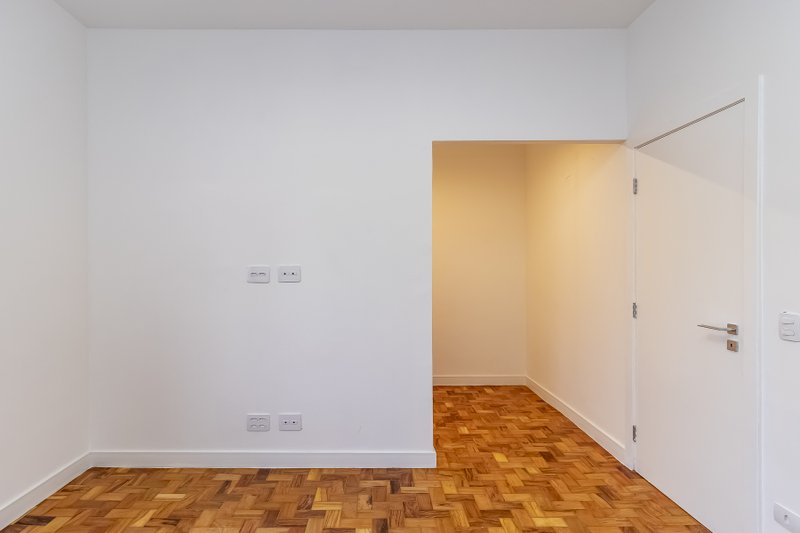 Apartamento em Higienópolis com 230m² 3 dorm 1 suíte 2 vagas Rua Maranhão São Paulo - 