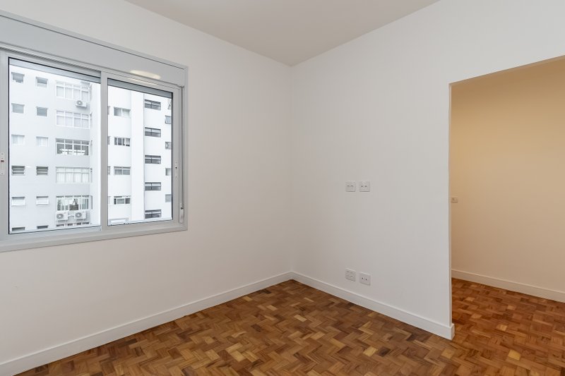 Apartamento em Higienópolis com 230m² 3 dorm 1 suíte 2 vagas Rua Maranhão São Paulo - 
