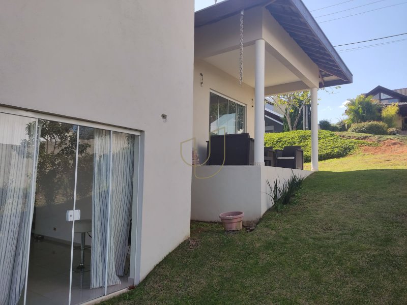 Casa com 3 Suítes no Condomínio Mirante do Vale - Jacareí - 
