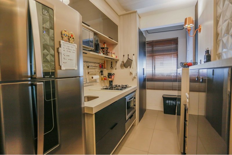 Apartamento à venda, 68m - 2 Dorm. 1 suíte - R$ 389.900 - Campolim - Sorocaba SP Rua Professor Horácio Mesquita de Camargo Sorocaba - 