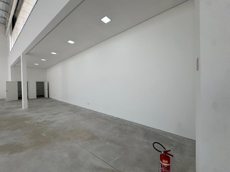 Imóvel Comercial em Mauá 840m² Avenida João Ramalho Mauá - 