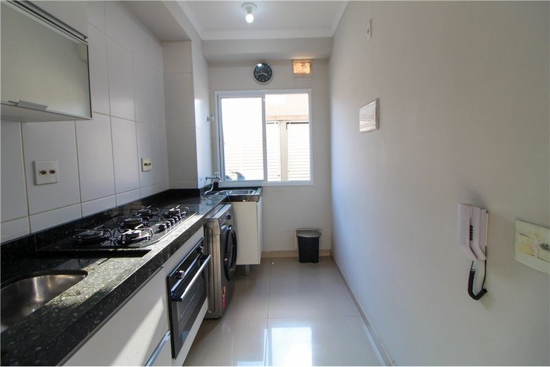 Apartamento à Venda, 56m - 2 Dormitórios - R$ 298.000 -Jd. São Carlos - Sorocaba Rua Affonso Celso Dias Sorocaba - 