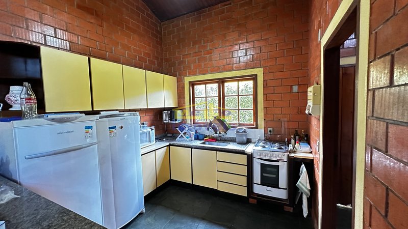 Casa central em uma travessa da avenida principal em Boiçucanga FRANCISCO LEDO São Sebastião - 