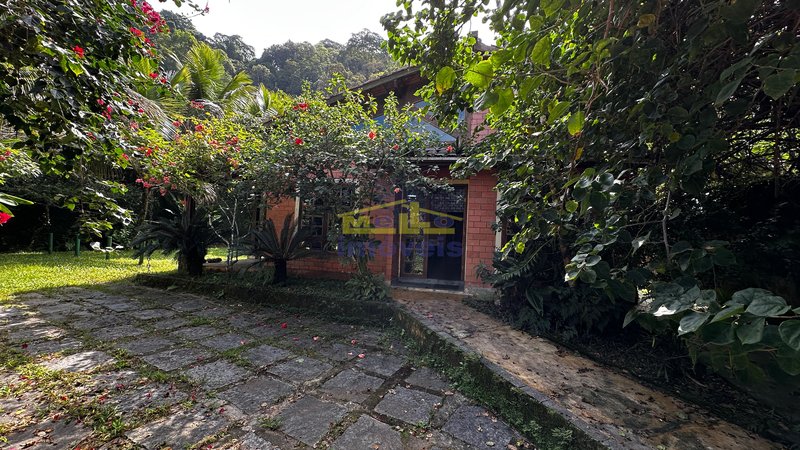 Casa central em uma travessa da avenida principal em Boiçucanga FRANCISCO LEDO São Sebastião - 