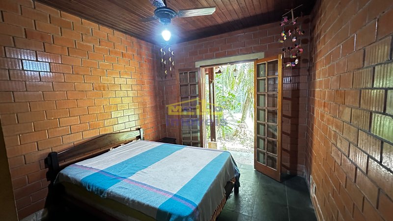 Casa central em uma travessa da avenida principal em Boiçucanga FRANCISCO LEDO São Sebastião - 