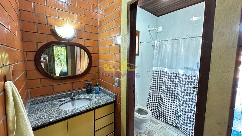 Casa central em uma travessa da avenida principal em Boiçucanga FRANCISCO LEDO São Sebastião - 
