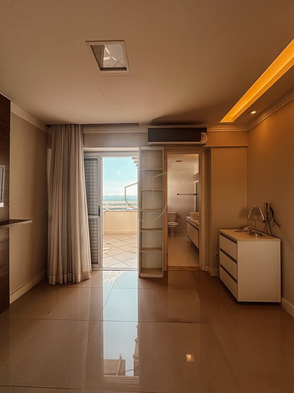 Cobertura Duplex com 4 Suítes no Veredas do Sol - São José dos Campos - 