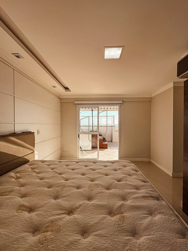 Cobertura Duplex com 4 Suítes no Veredas do Sol - São José dos Campos - 