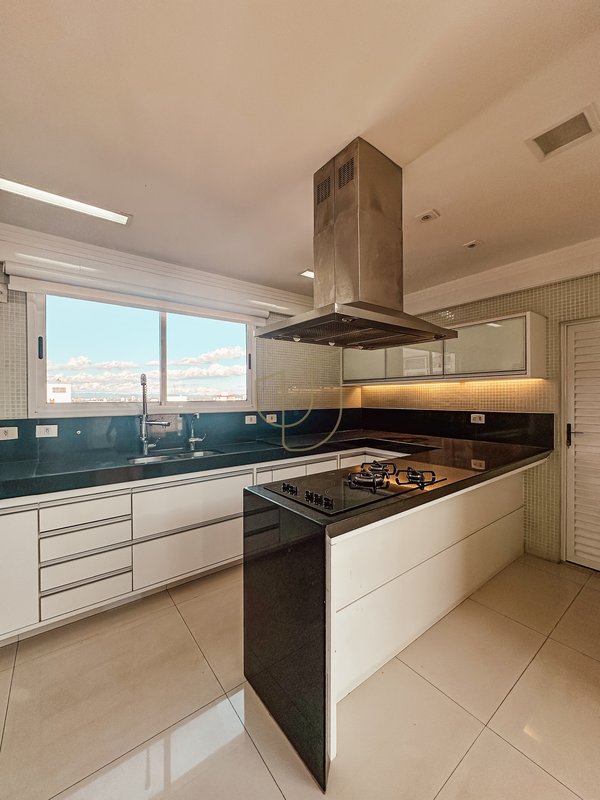 Cobertura Duplex com 4 Suítes no Veredas do Sol - São José dos Campos - 