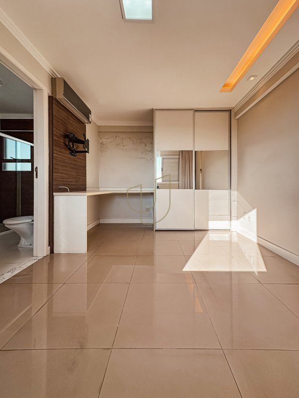 Cobertura Duplex com 4 Suítes no Veredas do Sol - São José dos Campos - 